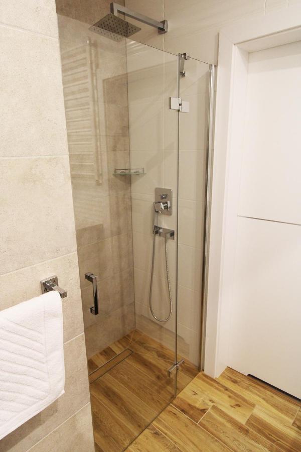 Aqua Apartments Sunset 레다 외부 사진